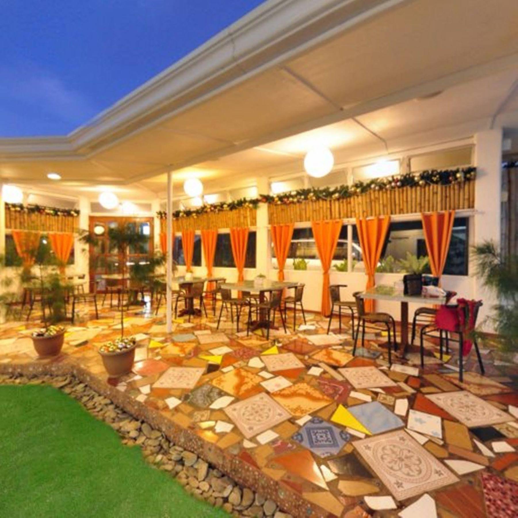 House Of Big Brother Palawan Пуэрто-Принцеса Экстерьер фото